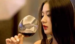 红酒女人爆料视频播放在线观看,独家揭秘幕后真相